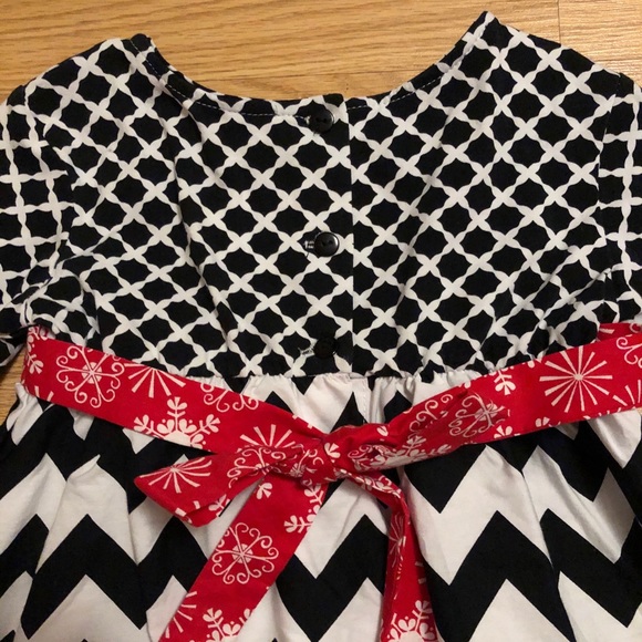 New “Counting Daisies” dress size 4T with tag - Picture 4 of 4